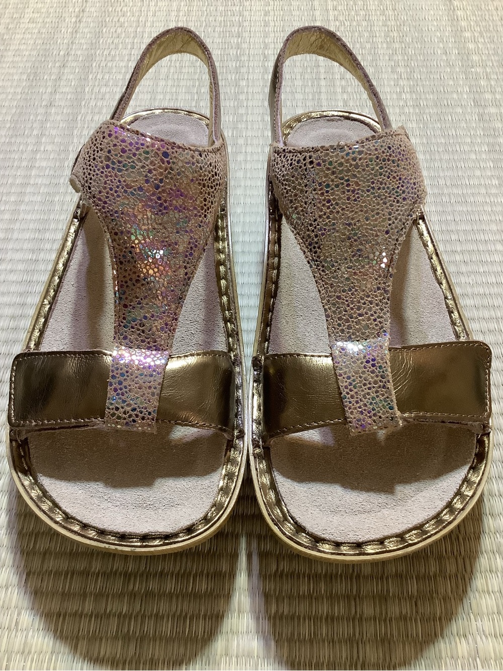 Alegria by PG Lite Ken-680 T Strap Comfort Sandals Gold Sparkly Leather Sandals
